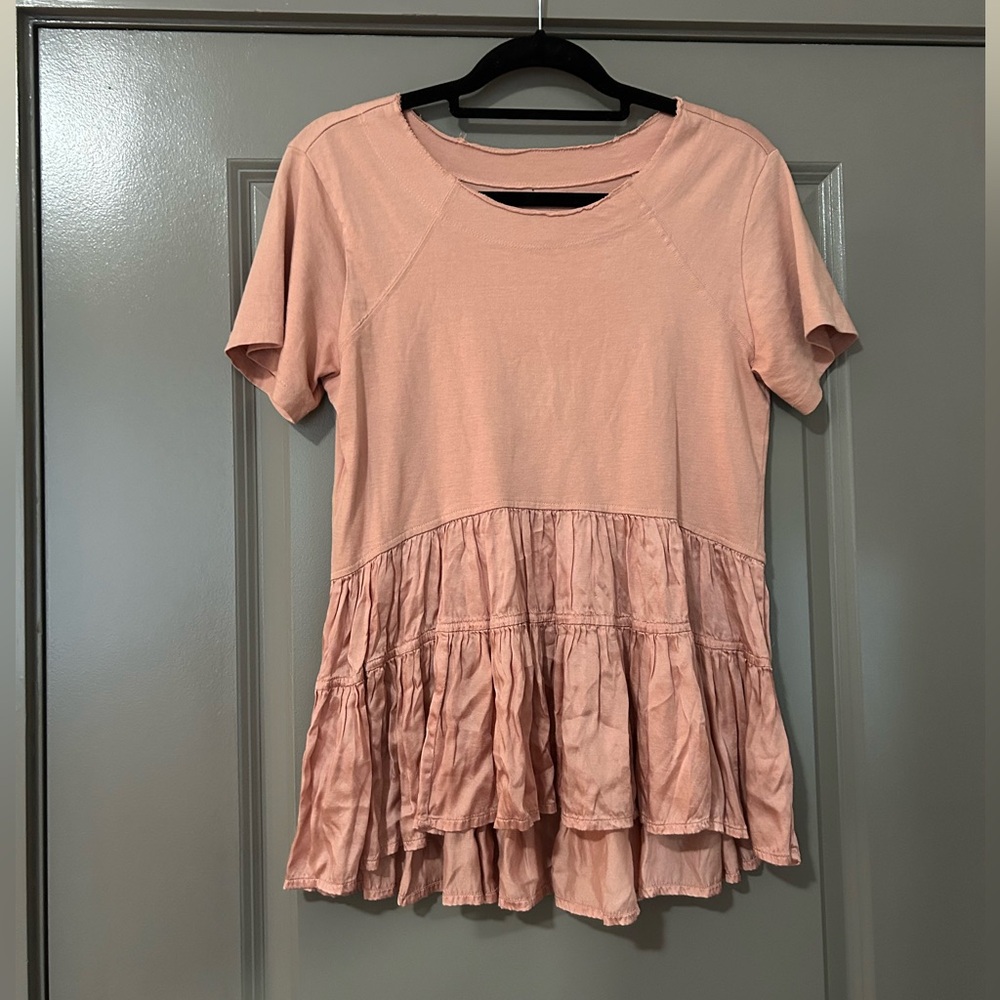 Anthropologie Iona Flounced Pink Peplum Satin Ruffle top size XS